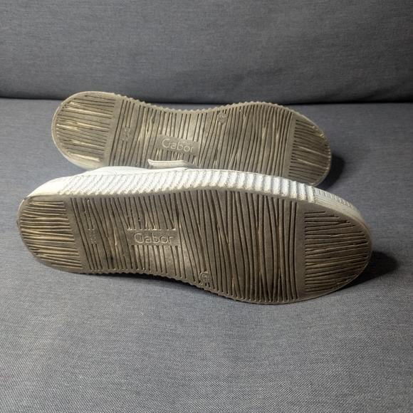 Gabor White Leather Sneakers with Crystal Buckles – Sparkling Detail Size 8.5 - Picture 9 of 10